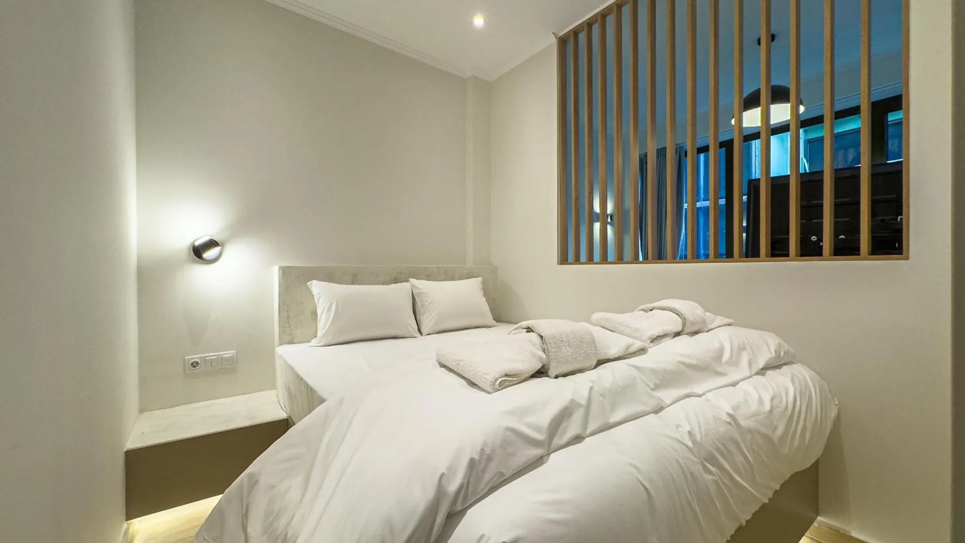 Daire Brantouna Urban Vibes By Proliving Hospitality Selanik Yunanistan